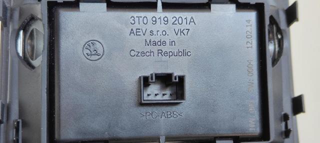 3T0919201A VAG Часы салонные купить в Львов