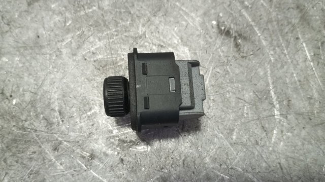 3T0959565 Регулятор зеркал купить Ужгород