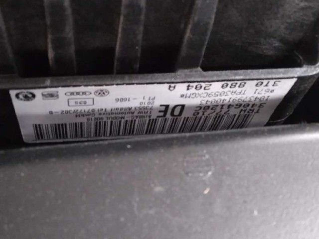 VAG 3T1857007C Панель салона передняя "торпедо" в наличии Украина