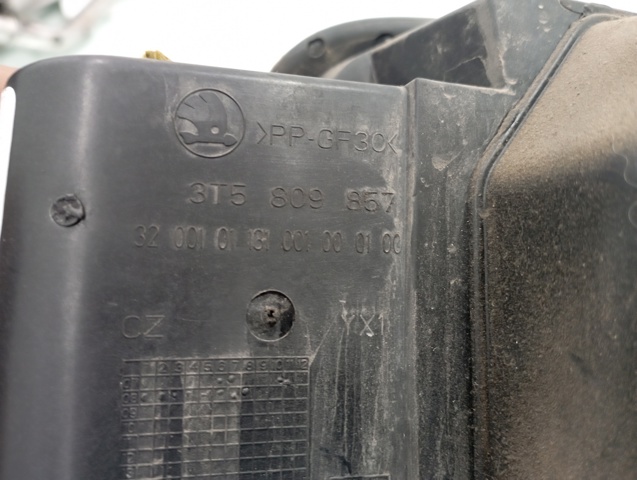 Alcapão do tanque de combustível Skoda SuperB 2 3T4