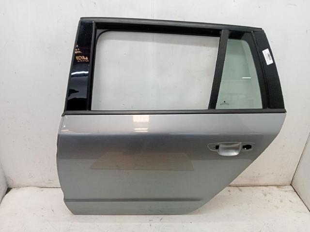 Porta traseira esquerda 3T9833055 VAG/Skoda