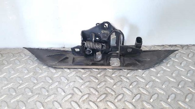 3U0823509B VAG Замок капота купить в Хмельницкий