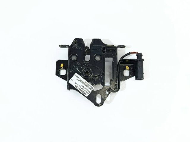 VAG 3U0823509B Замок капота в наличии Украина