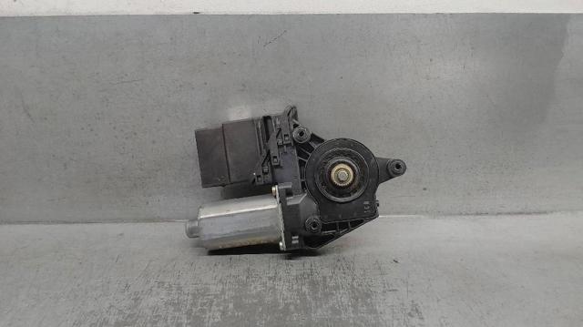 3U0959811 VAG Мотор стеклоподъемника двери задней левой купить в Житомир