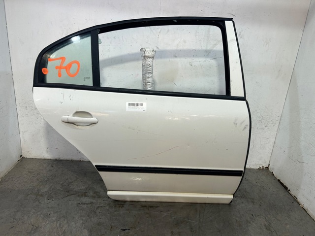 Porta traseira direita 3U5833052B VAG/Skoda