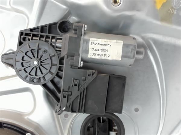 VAG 3U5839752 Механизм стеклоподъемника двери задней правой в наличии Запорожье