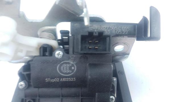 3V0827505C VAG Замок крышки багажника (двери 3/5-й задней) купить в Чернигов