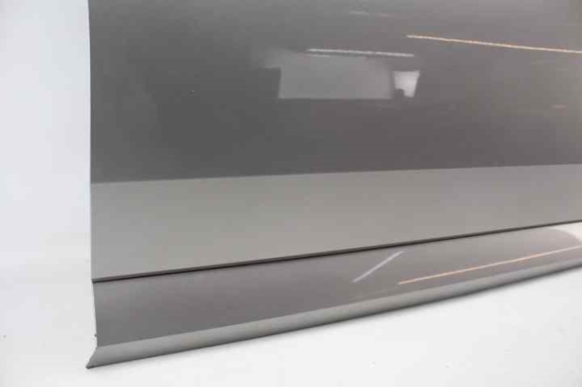 VAG 3V0831052 Дверь передняя правая в наличии Сумы