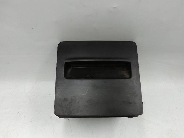 3V0857961 Пепельница центральной консоли купить Каменское
