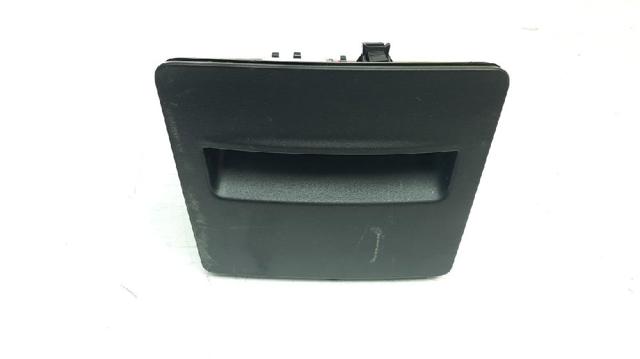3V0857961 Пепельница центральной консоли купить Киев
