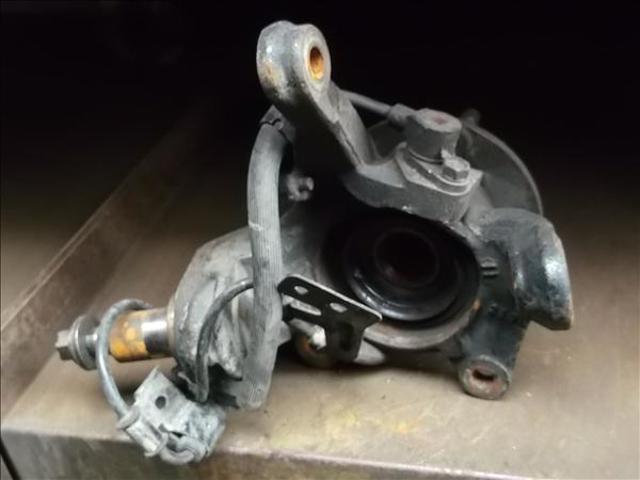 400102J500 NISSAN Цапфа передняя правая купить в Николаев