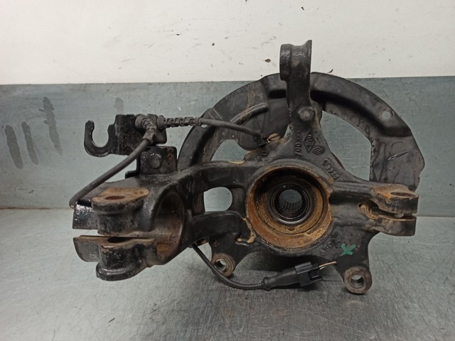 RENAULT 400142483R Цапфа передняя правая в наличии Винница