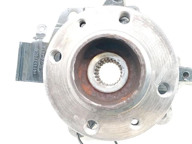 RENAULT 400143684R Цапфа (поворотный кулак) передний правый в наличии Каменское