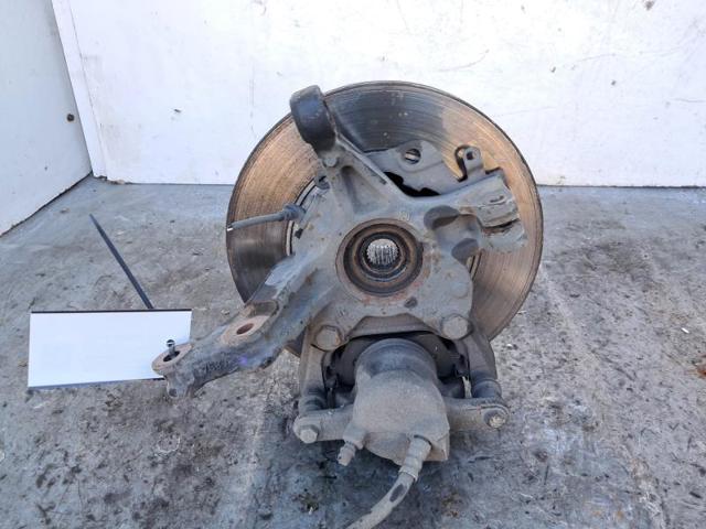 RENAULT 400145894R Цапфа (поворотный кулак) передний правый в наличии Украина