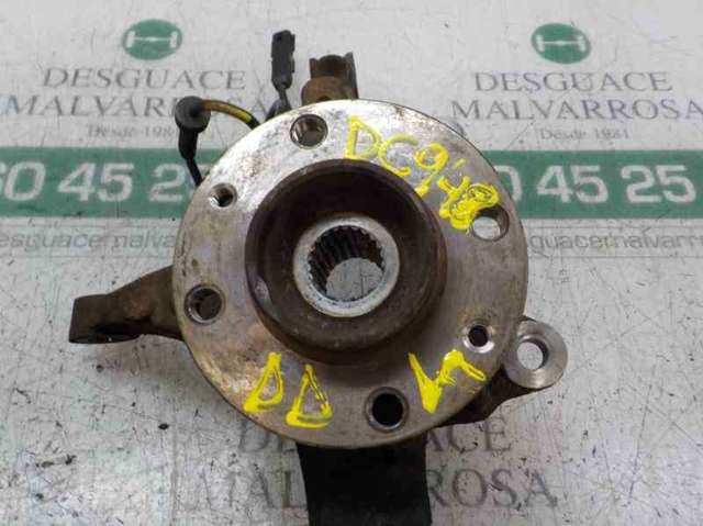 400146275R RENAULT Цапфа передняя правая купить в Черновцы