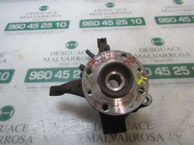 RENAULT 400146275R Цапфа передняя правая в наличии Кривой Рог