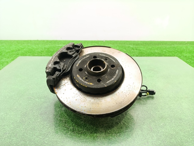400150458R RENAULT Цапфа (поворотный кулак) передний левый купить в Киев