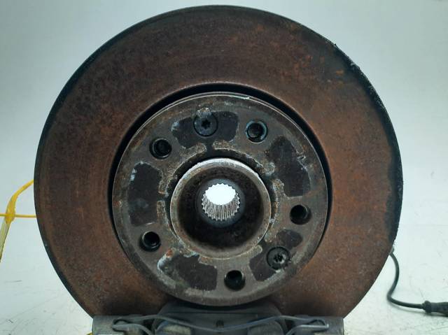 RENAULT 400154705R Цапфа передняя левая в наличии Черновцы