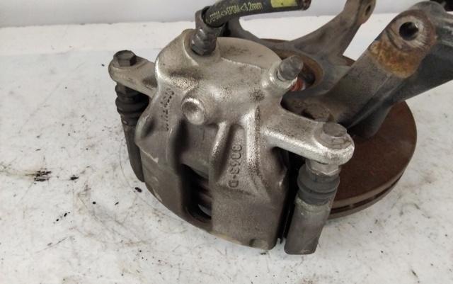 400155911R RENAULT Цапфа передняя левая купить в Полтава