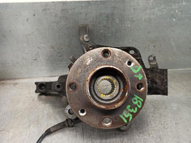 RENAULT 400156259R Цапфа передняя левая в наличии Ровно