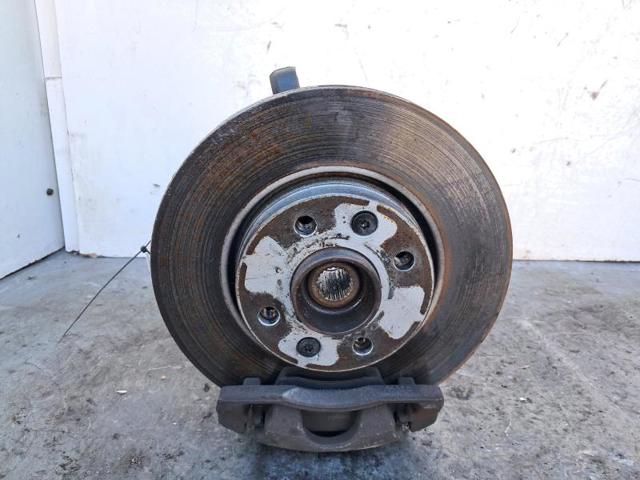 RENAULT 400158668R Цапфа (поворотный кулак) передний левый в наличии Каменское