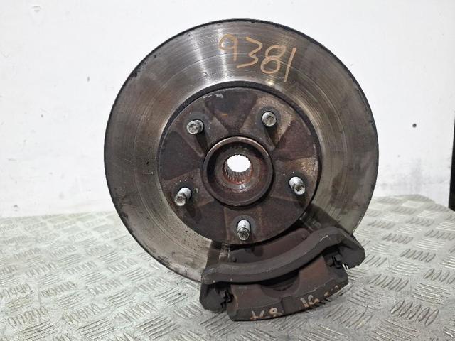 NISSAN 40015BU000 Цапфа передняя левая в наличии Черновцы