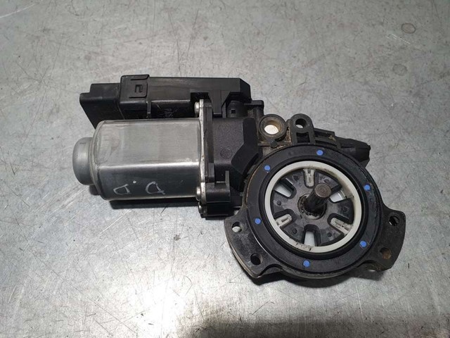 HYUNDAI 402054D Мотор стеклоподъемника двери передней правой в наличии Ирпень