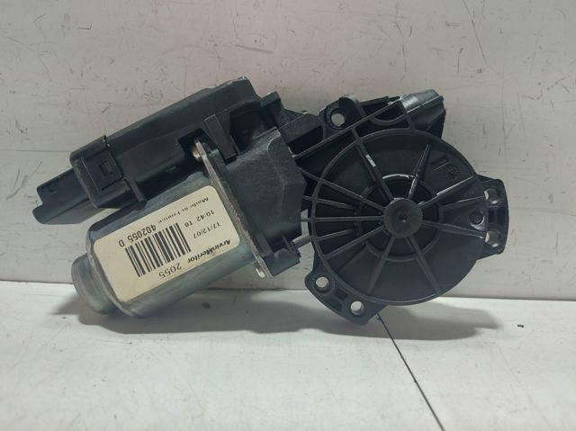 402055D HYUNDAI купить в Ужгород