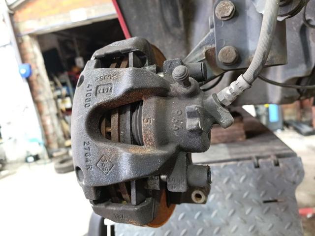 RENAULT 410016069R Суппорт тормозной передний правый в наличии Павлоград
