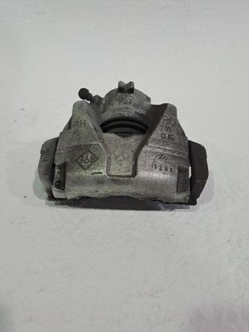 Suporte do freio dianteiro direito 410018218R RENAULT