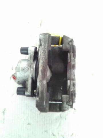 Suporte do freio dianteiro direito 410018218R RENAULT