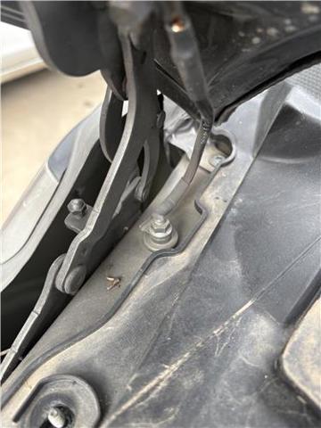 41007211640 BMW Петля капота правая купить в Львов