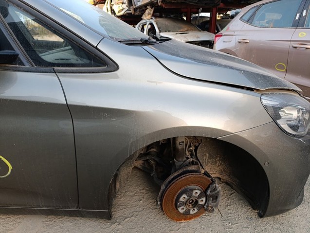 Pára-lama dianteiro direito 41007382184 BMW