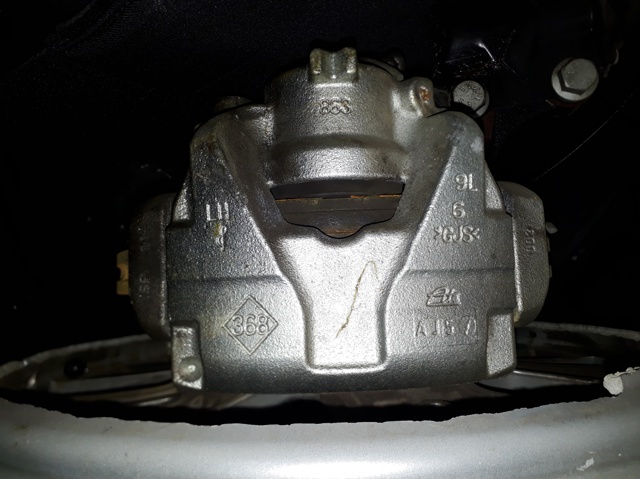 410118579R RENAULT Суппорт тормозной передний левый купить в Кривой Рог