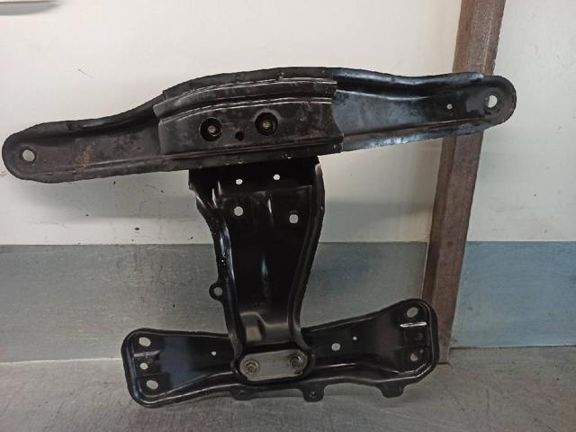 41011AG060 SUBARU Балка крепления коробки передач купить в Николаев