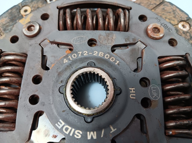 HYUNDAI 410722B001 Диск сцепления в наличии Ужгород