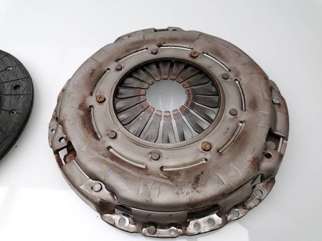 HYUNDAI 4110032021 Диск сцепления в наличии Харьков