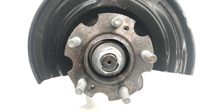 SSANG YONG 4121109008 Цапфа (поворотный кулак) передний левый в наличии Украина