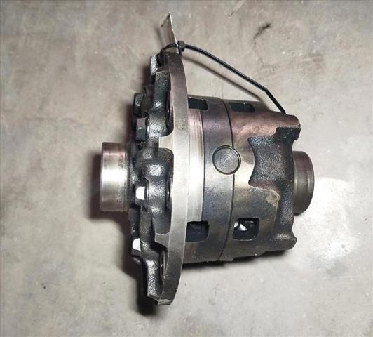 TOYOTA 4130235040 Задний дифференциал в наличии Павлоград