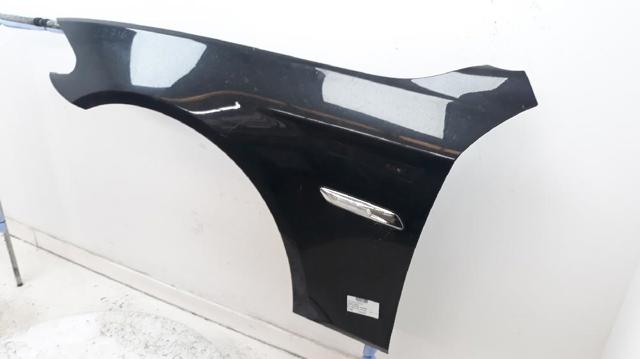 Pára-lama dianteiro esquerdo BMW 5 F10
