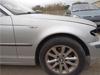 Pára-lama dianteiro direito 41358240406 BMW