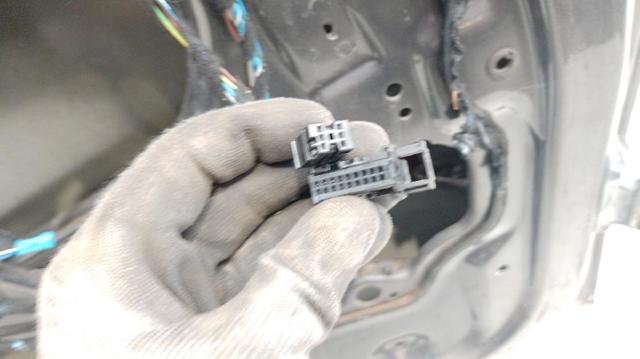 Porta dianteira esquerda BMW 3 E90