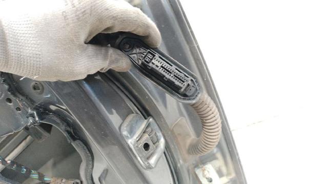 Porta dianteira esquerda BMW 3 E90