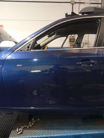 Porta dianteira esquerda 41515A2A3A5 BMW