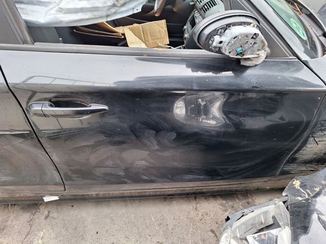 41517191012 BMW Дверь передняя правая купить в Киев