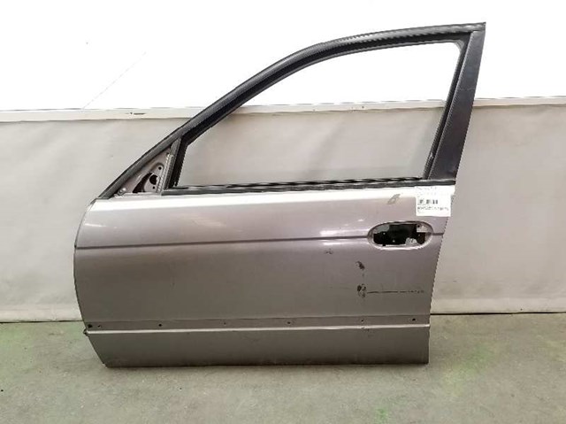 Porta dianteira esquerda 41518216817 BMW