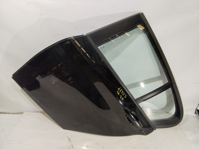 41525A2A397 BMW Дверь задняя левая купить в Чернигов