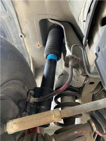 Amortecedor dianteiro Suzuki Grand Vitara FT, HT