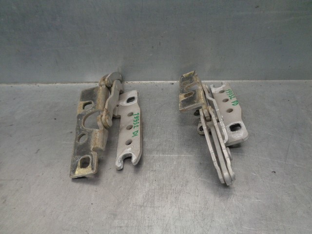 41617210672 BMW Петля капота правая купить в Кривой Рог