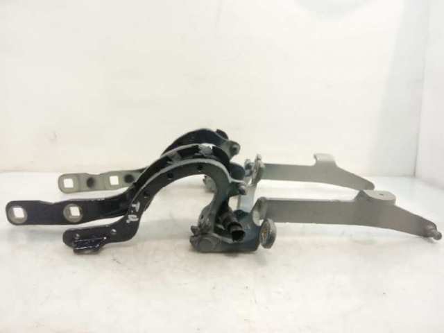 BMW 41627206641 Петля крышки багажника в наличии Украина